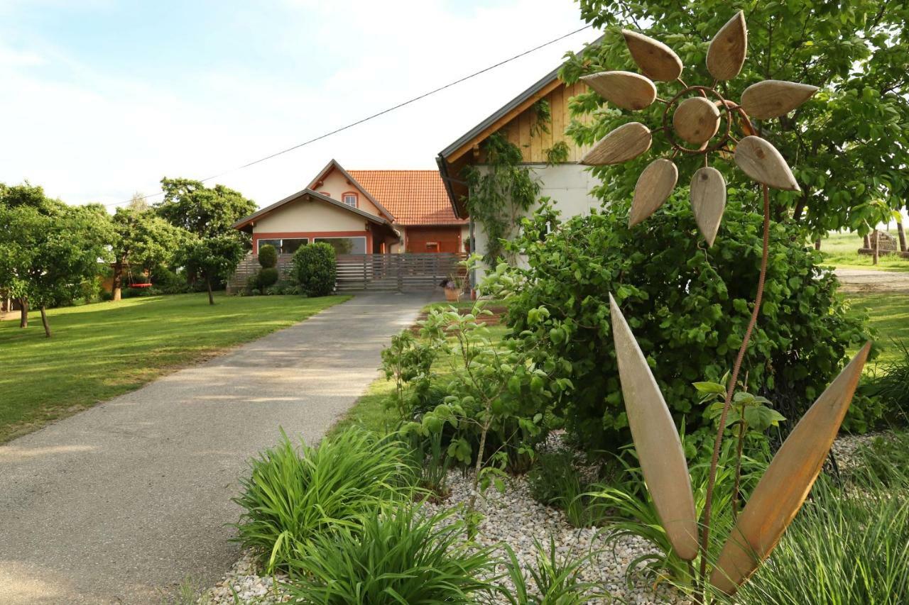 Ferienvierkanthof Brigitte Villa Unterbuch Exterior foto